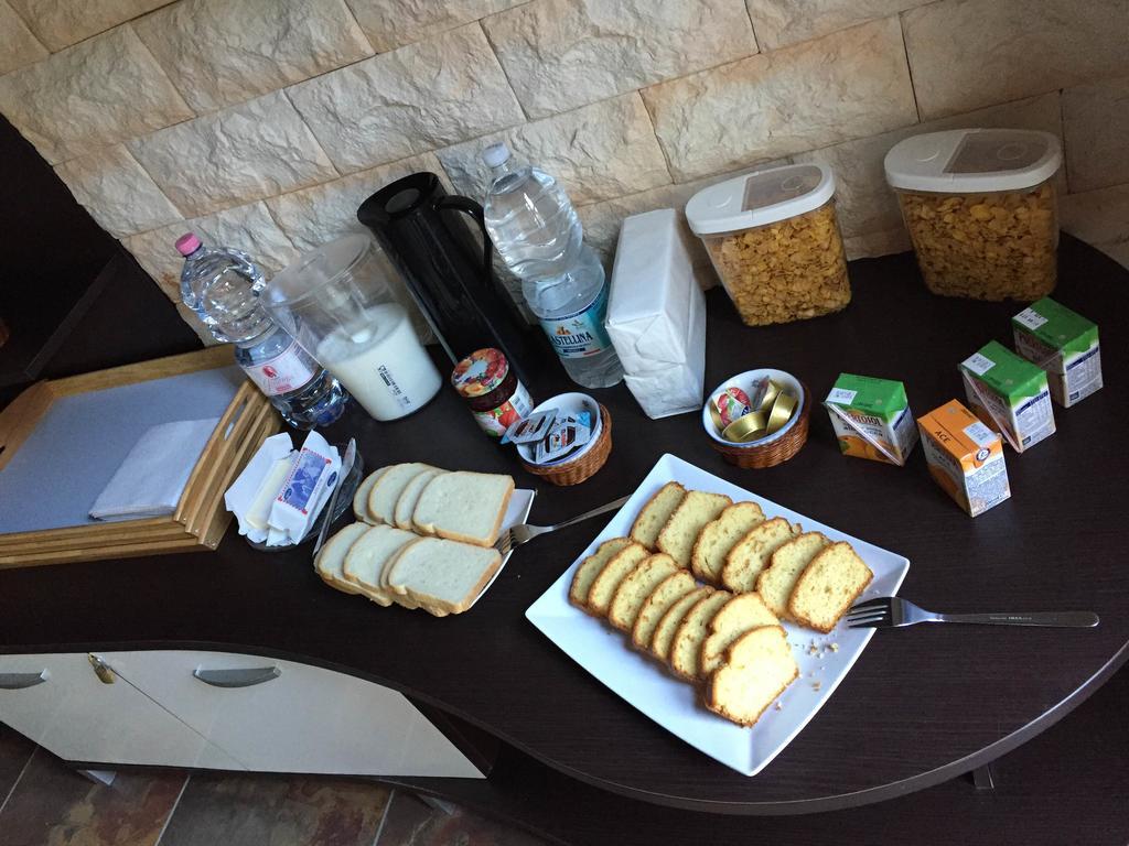 I Ventitre Passi B&B Minturno Bagian luar foto