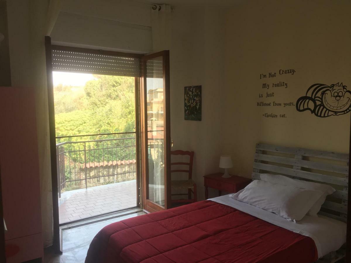 I Ventitre Passi B&B Minturno Bagian luar foto
