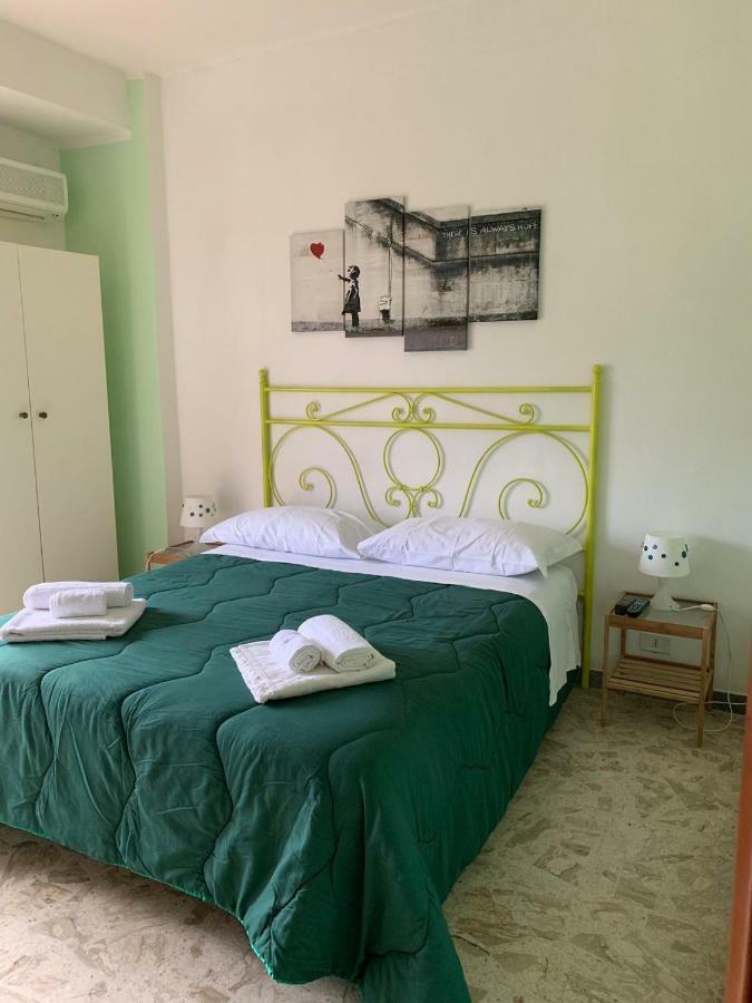 I Ventitre Passi B&B Minturno Bagian luar foto